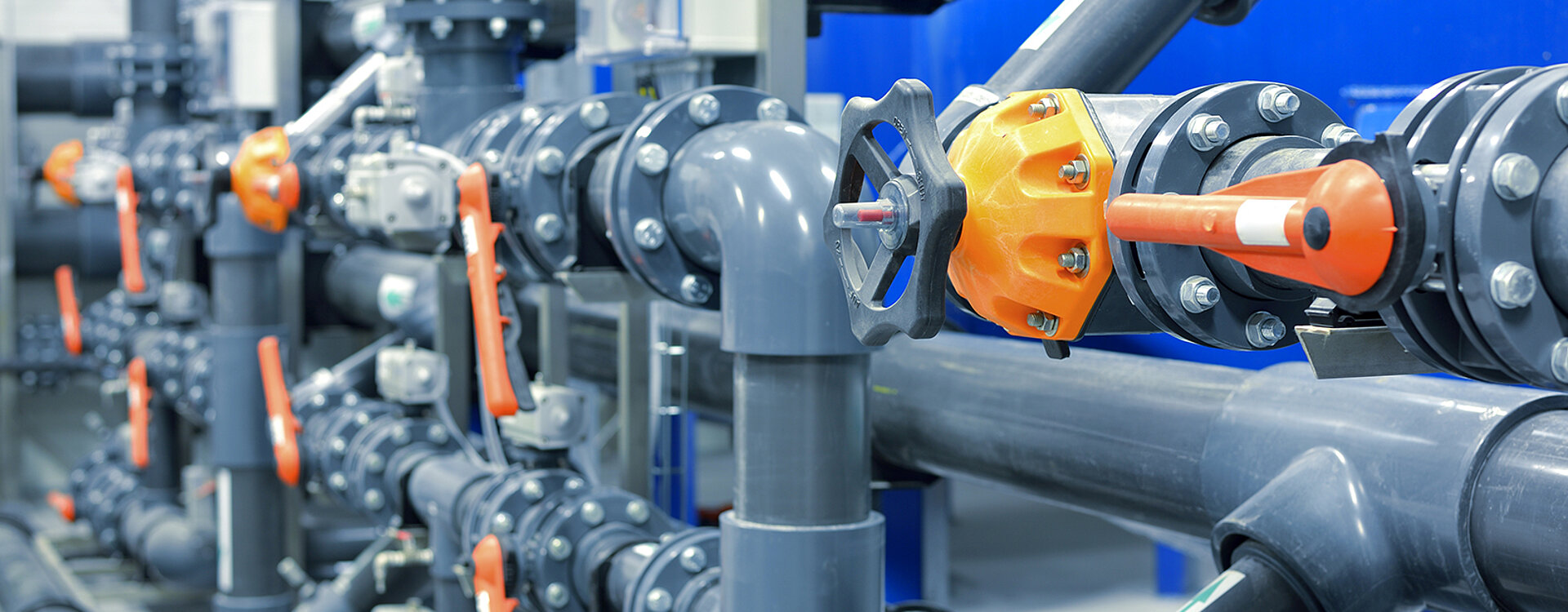 EXAMONT Industriemontage – Für Unternehmen
